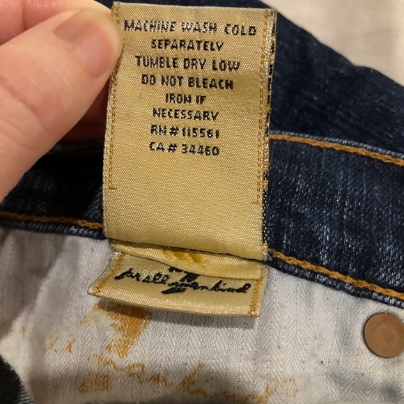 7 For All Mankind Flare Jeans - Size 27 EUC - Picture 10 of 10